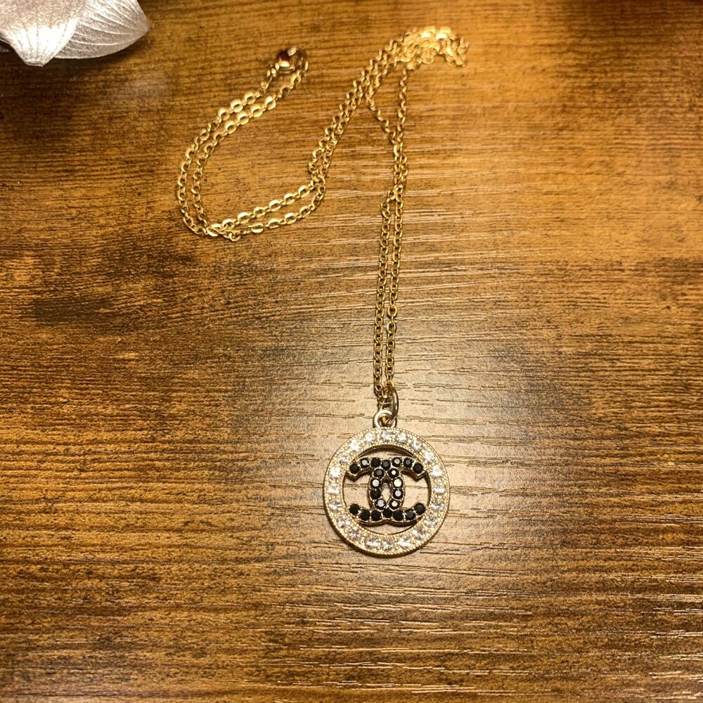 Bag Charm Necklace - Picture 5 of 7